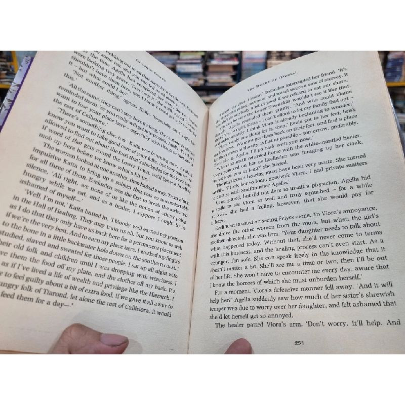 THE HEART OF MYRIAL : BOOK ONE OF THE SHADOWLEAGUE - Maggie Furey 142099