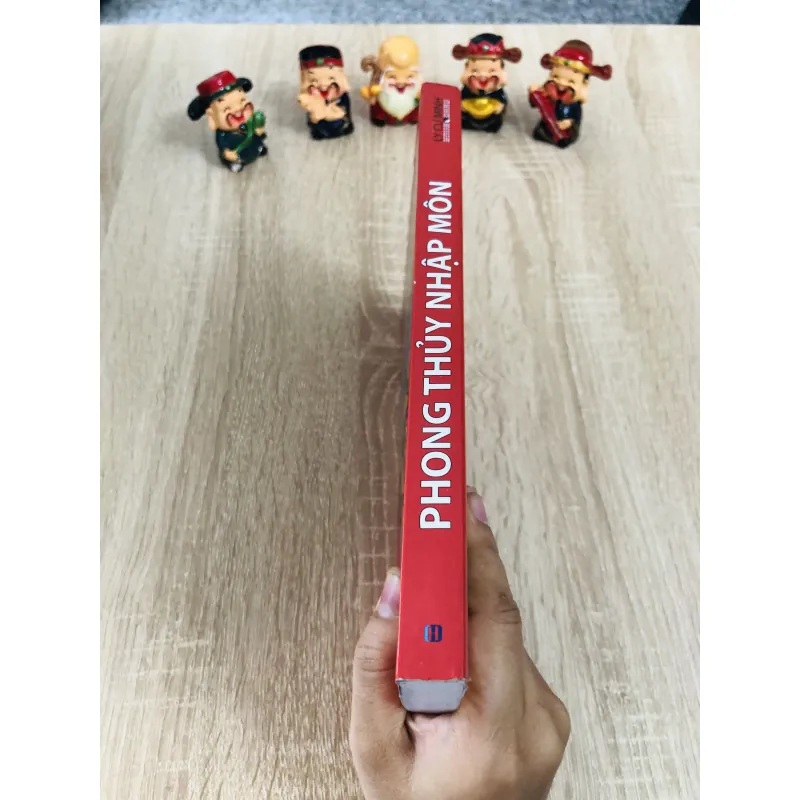 PHONG THỦY NHẬP MÔN – Lý Cư Minh (Đan Long dịch) 931681