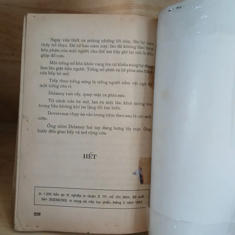 Tiểu Thuyết Trinh Thám - Thằng Khùng (James Hadley Chase) 592934