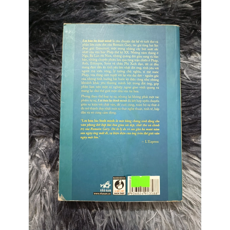 Lời hứa lúc bình minh (Romain Gary) 535002