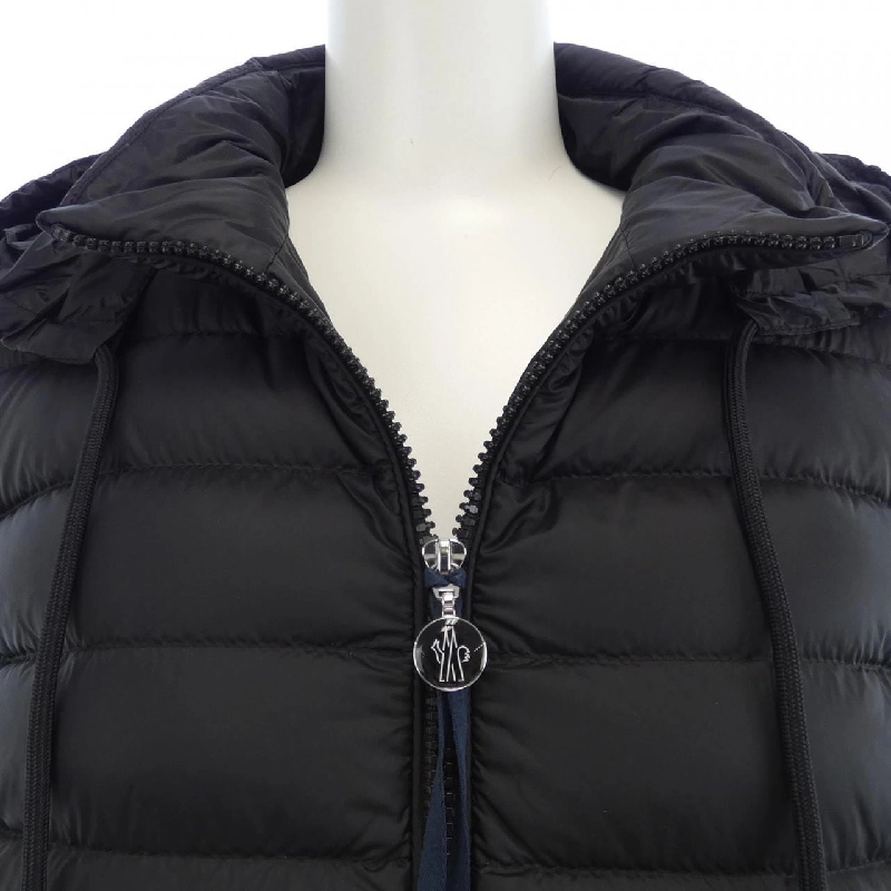 Áo khoác lông vũ MONCLER 635877