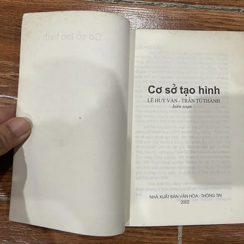 Cơ sở tạo hình - Lê Huy Văn (9) 597105