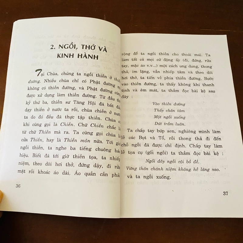 An trú trong hiện tại - Thích Nhất Hạnh  461294
