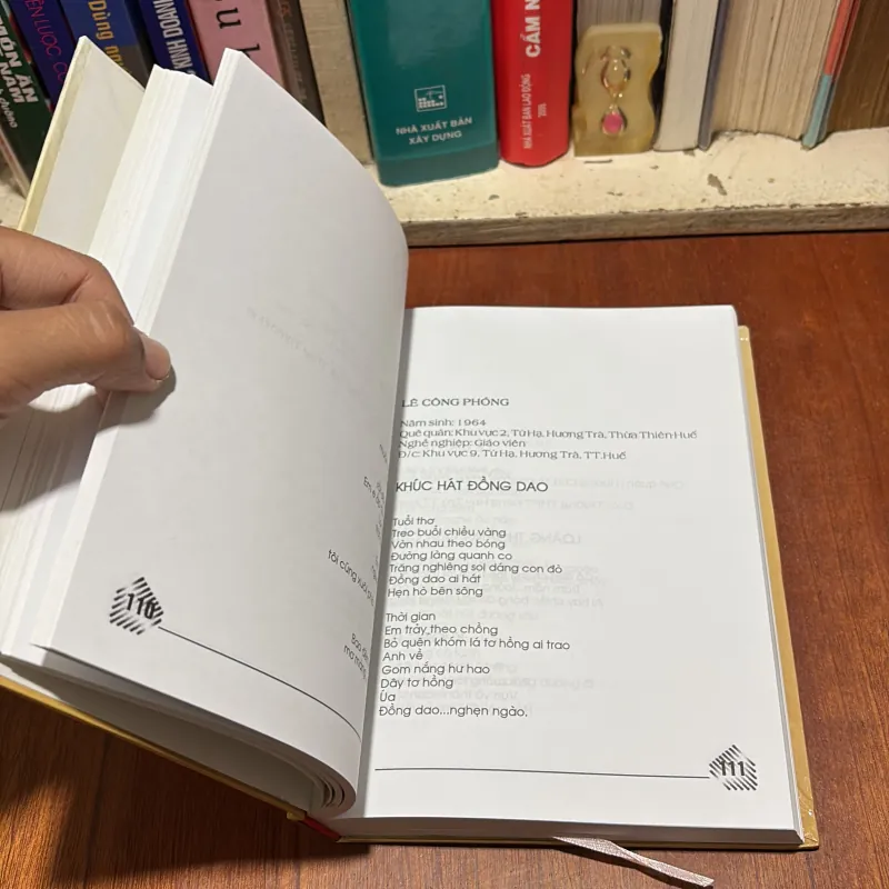[Thủ Bút] - II Thơ: 1000 Nhà Thơ Huế Đương Thời (Tập 2) - 2008 791507