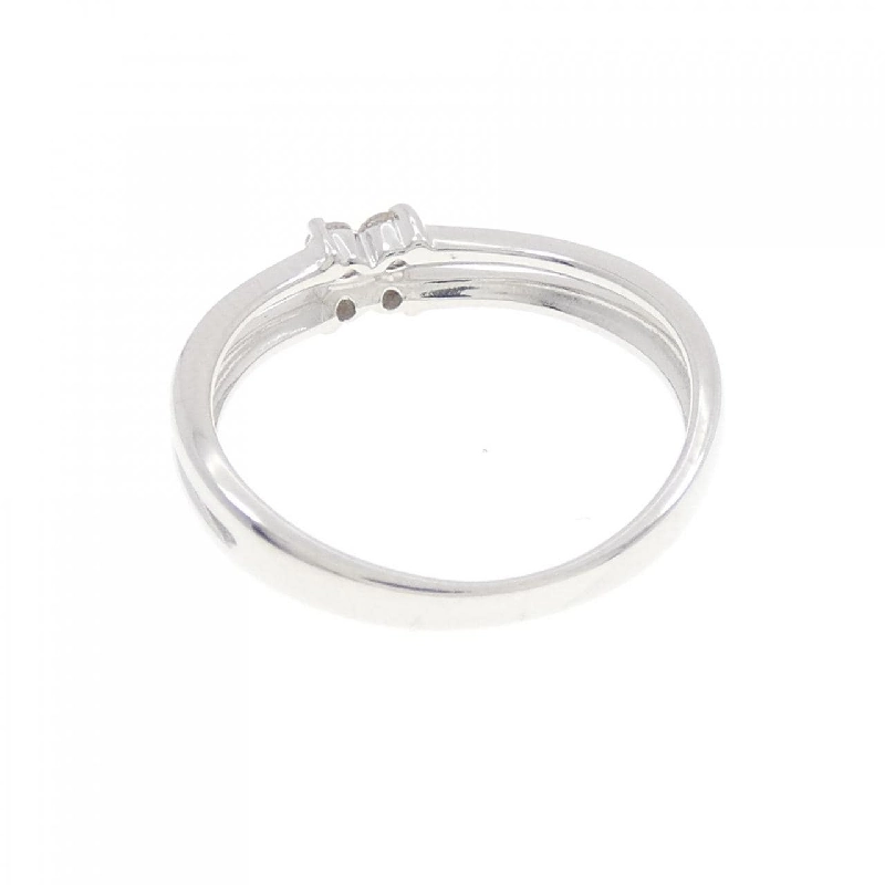 Nhẫn kim cương hoa K18WG 0.08CT 672175