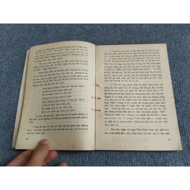 TRẦN THỦ ĐỘ CON NGƯỜI VÀ SỰ NGHIỆP 701911