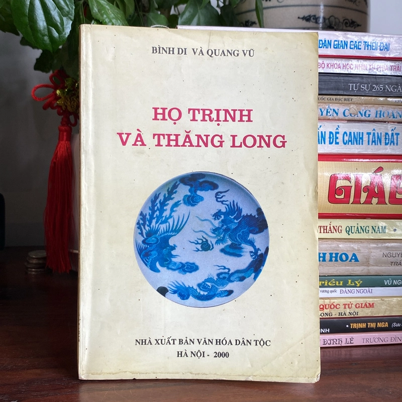 HỌ TRỊNH VỚI THĂNG LONG (XB 2000) 502279