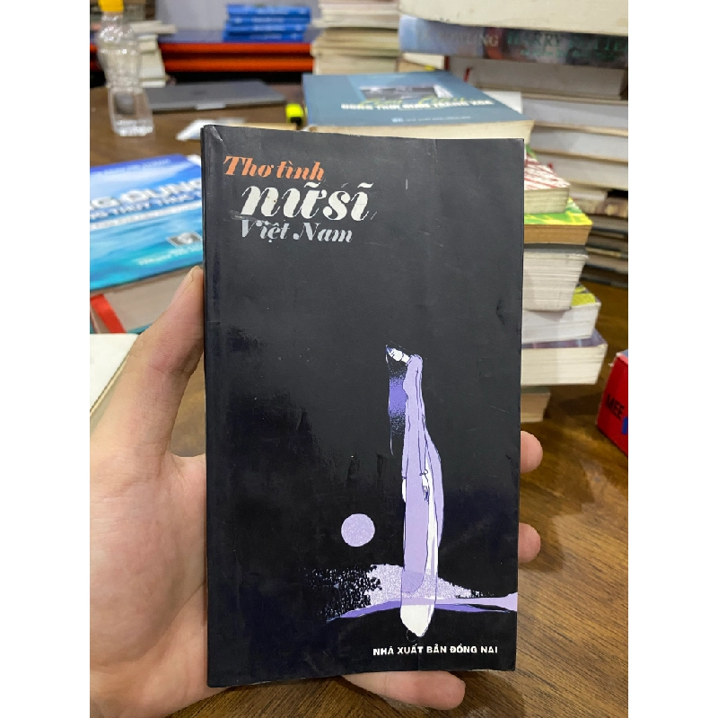 Thơ tình nữ sĩ Việt Nam 494611