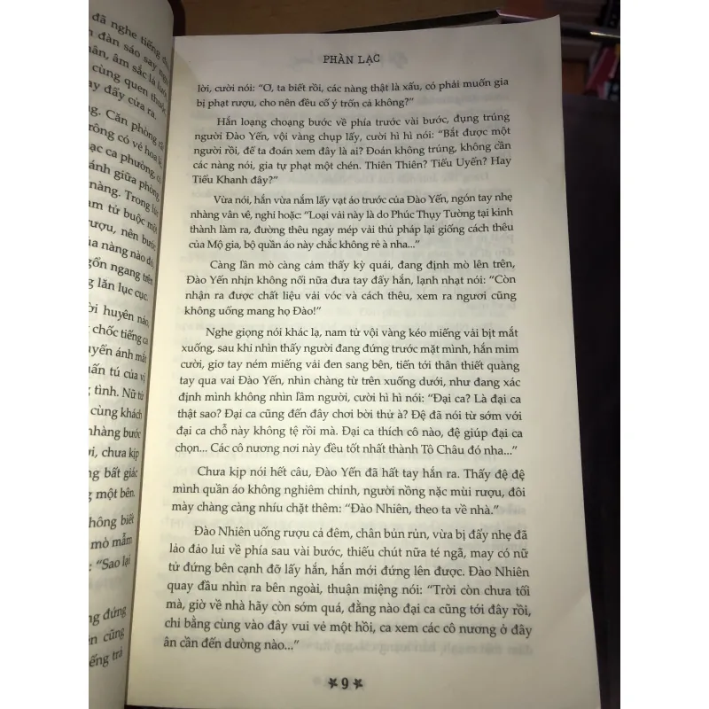 Gió thổi sắc đào bay - Phàn Lạc 1024219