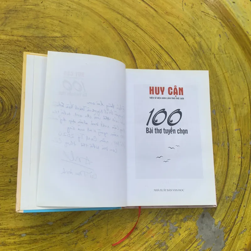 HUY CẬN - 100 BÀI THƠ TUYỂN CHỌN bìa cứng 759744