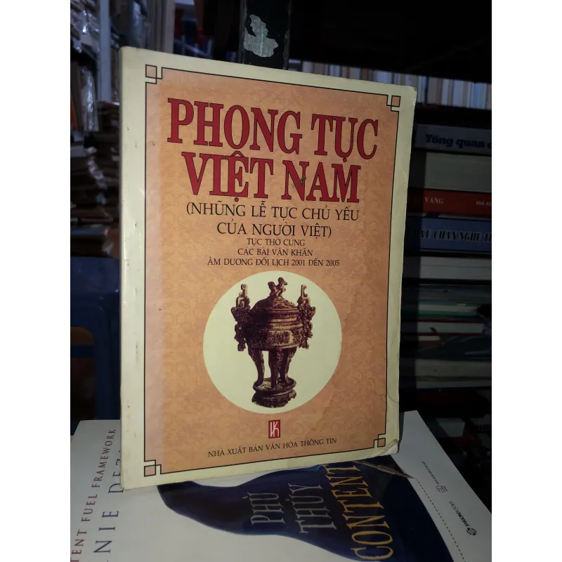 Phong tục Việt Nam (Những lễ tục chủ yếu của người Việt)- Trần Huyền Thương  763071