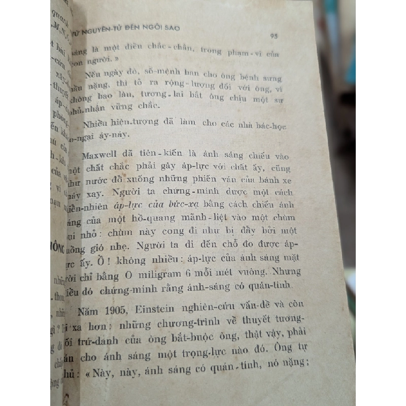 Từ nguyên tử đến ngôi sao - Piere Rousseau 125835