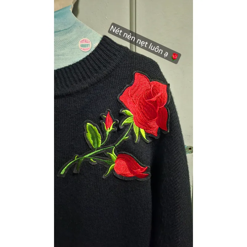 Áo len thêu bông hồng  795460