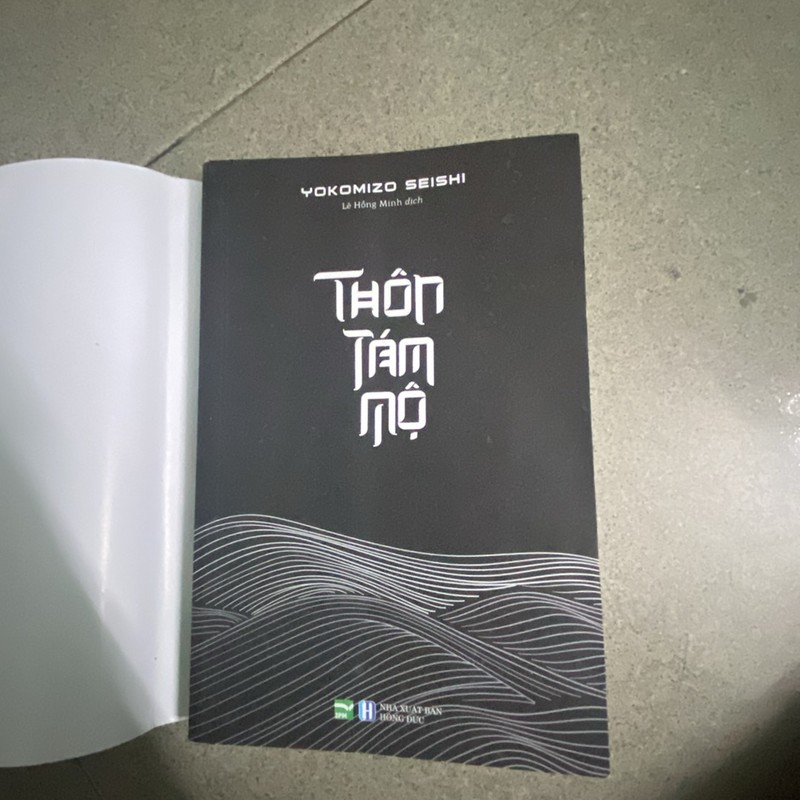 Tiểu thuyết trinh thám Thôn Tám Mộ-còn mới 145275