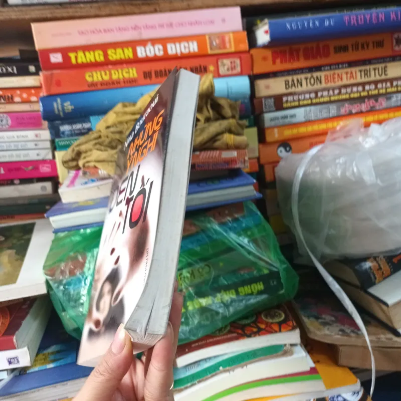 Những Ý Nghĩ Đen Tối - Nina Bouraoui 1021634