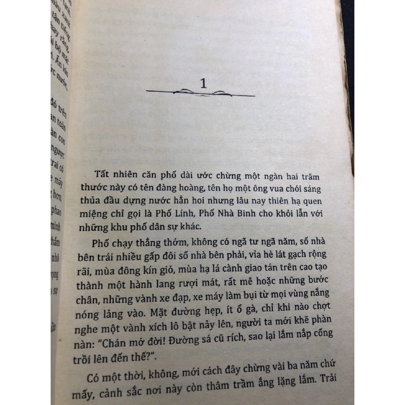 Phố 2013 mới 60% ố vàng bung gáy nhẹ Chu Lai HPB0906 SÁCH VĂN HỌC 915001