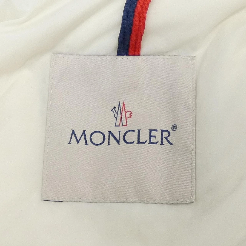 Áo khoác lông vũ MONCLER 640291