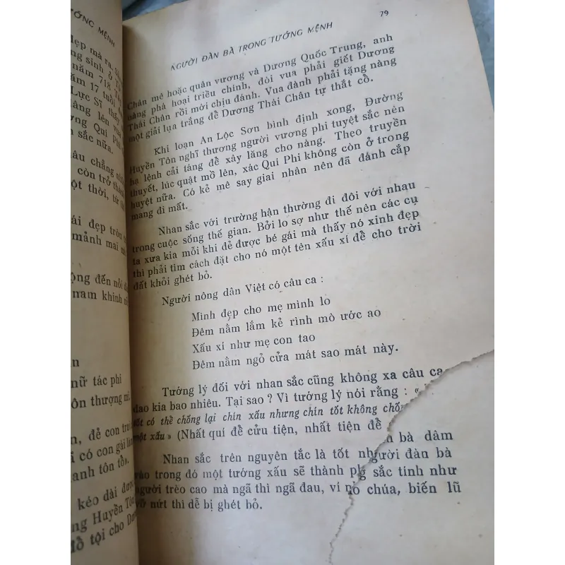 NGƯỜI ĐÀN BÀ TRONG TƯỚNG MỆNH HỌC - VŨ TÀI LỤC 748761