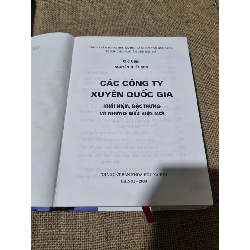 Các công ty xuyên quốc gia | 680 trang  327091