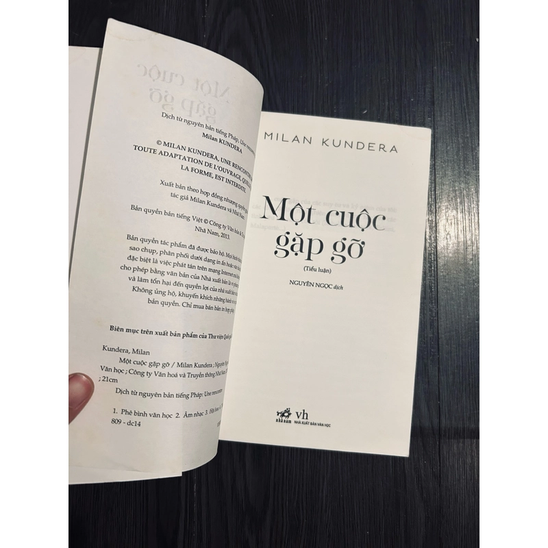 Một cuộc gặp gỡ - Milan Kundera 380341