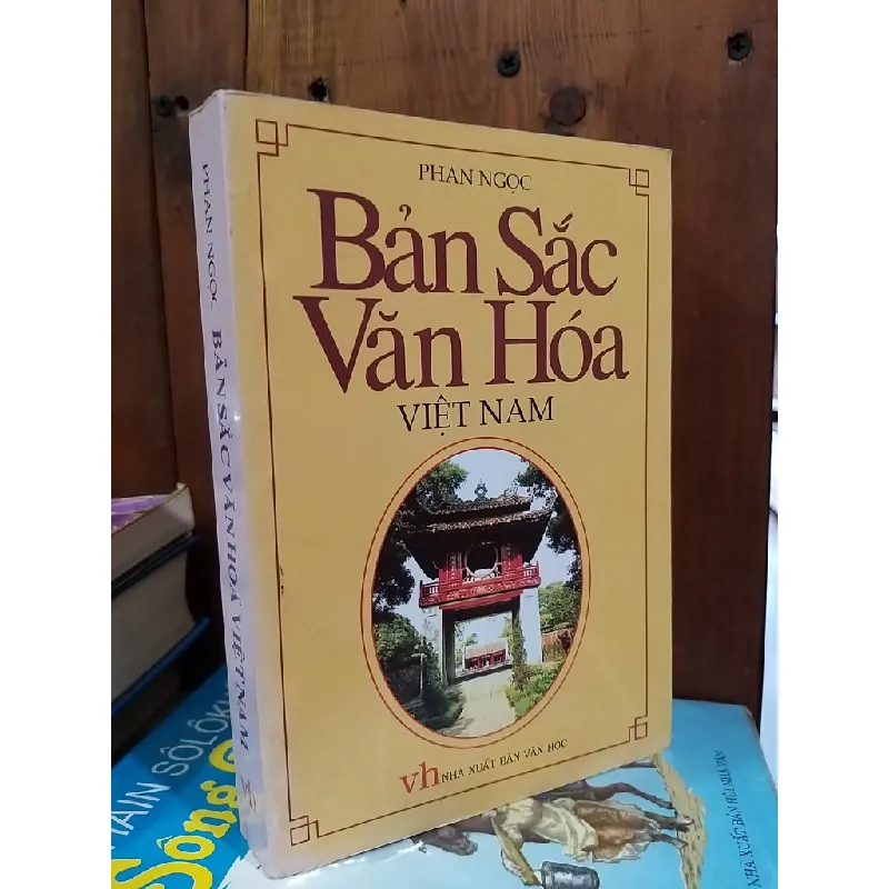 Bản sắc văn hóa Việt Nam - Phan Ngọc 598127