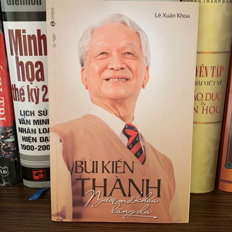 Bùi Kiến Thành - Người Mở Khóa Lãng Du -giá bìa 99k 158825
