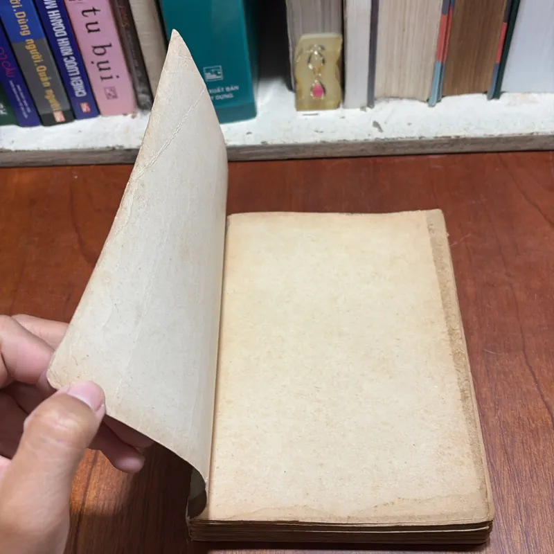 II Sách Xưa: Bài Học Về Ngôn Ngữ Và Văn Minh Pháp - Ban Tu Thư Tuấn Tú - 1966 925924