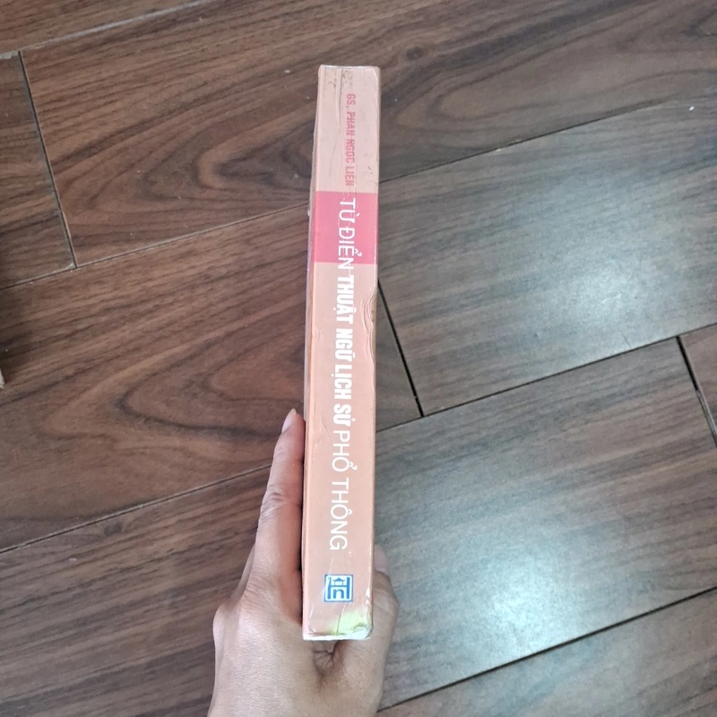 Từ điển thuật ngữ lịch sử phổ thông 532536