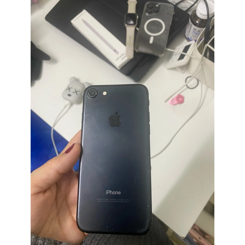 Dư iPhone 7 icloud  sạch -  336075