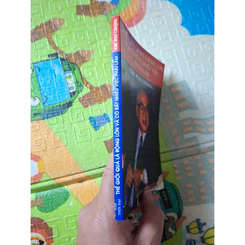 Thế giới quả là rộng lớn và có rất nhiều việc phải làm 926885