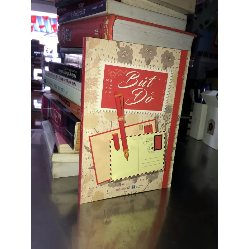 Bút đỏ- Miho Sawai 1021784