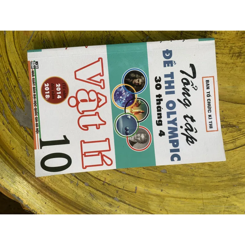 TỔNG TẬP ĐỀ THI OLIMPIC 30 THÁNG 4 VẬT LÍ 10 2014-2018 746186