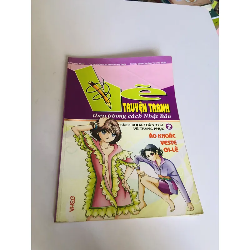 VẼ TRUYỆN TRANH THEO PHONG CÁCH NHẬT BẢN ( kỹ thuật vẽ áo khoác vest , gi Lê) 591873