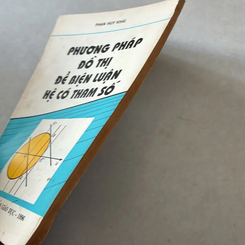 Phương pháp đồ thị để bình luận hệ có tham số 739523