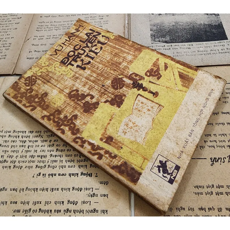 ĐỌC LẠI TRUYỆN KIỀU - Tác giả: Vũ Hạnh 705474