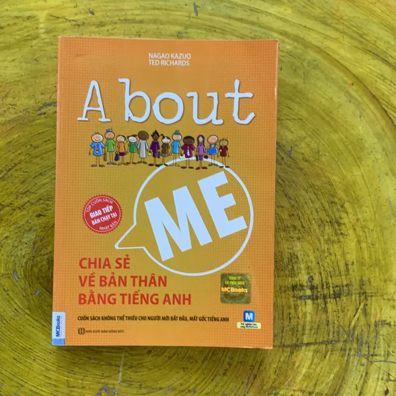  CHIA SẺ VỀ BẢN THÂN BẰNG TIẾNG ANH - NAGAO KAZUO-TED RICHARDS 1031277
