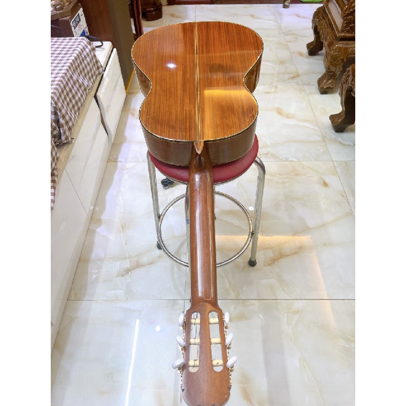 Đàn guitar Classic 6784