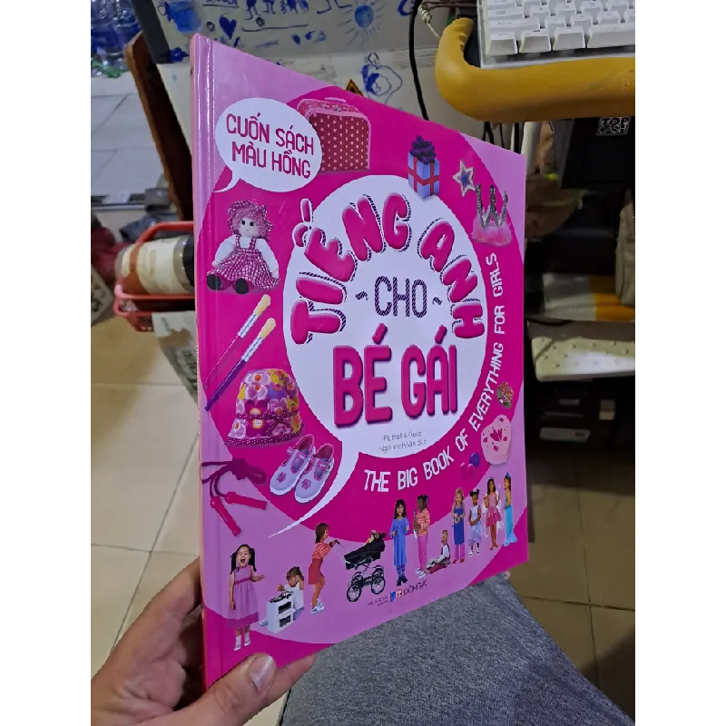 Tiếng anh cho bé gái cuốn sách màu hồng mới 90% sách màu MẸ VÀ BÉ HCM1709 560057