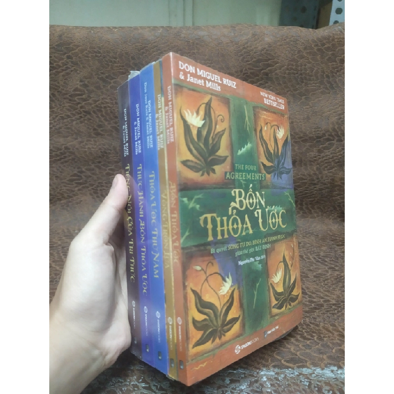 [Phiên Chợ Sách Cũ] Bộ 5 cuốn bốn thoả ước 2303 413642