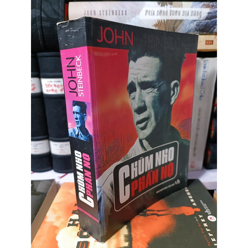 Chùm nho phẫn nộ- John Steinbeck 223859