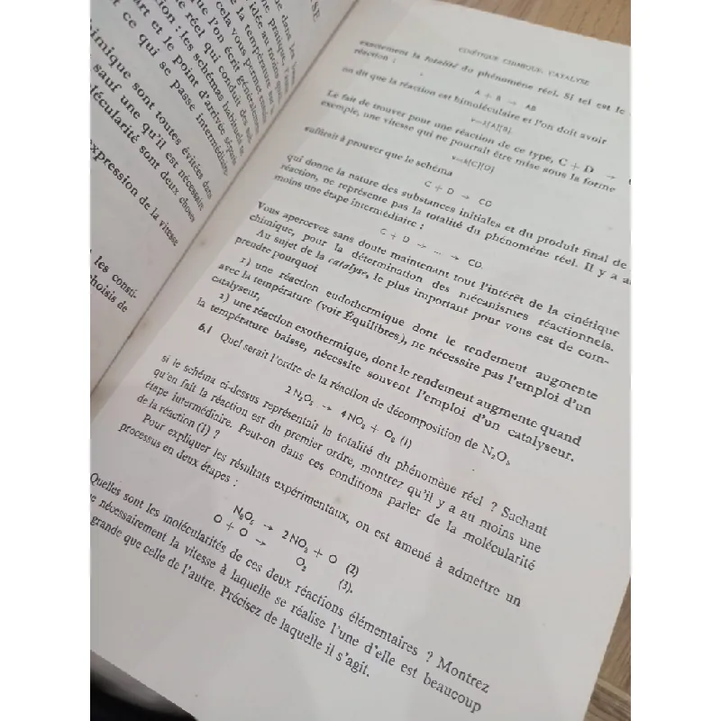 Les bases theoriques de la chimie: Exercices et problemes resolus - M. Laffitte 561205