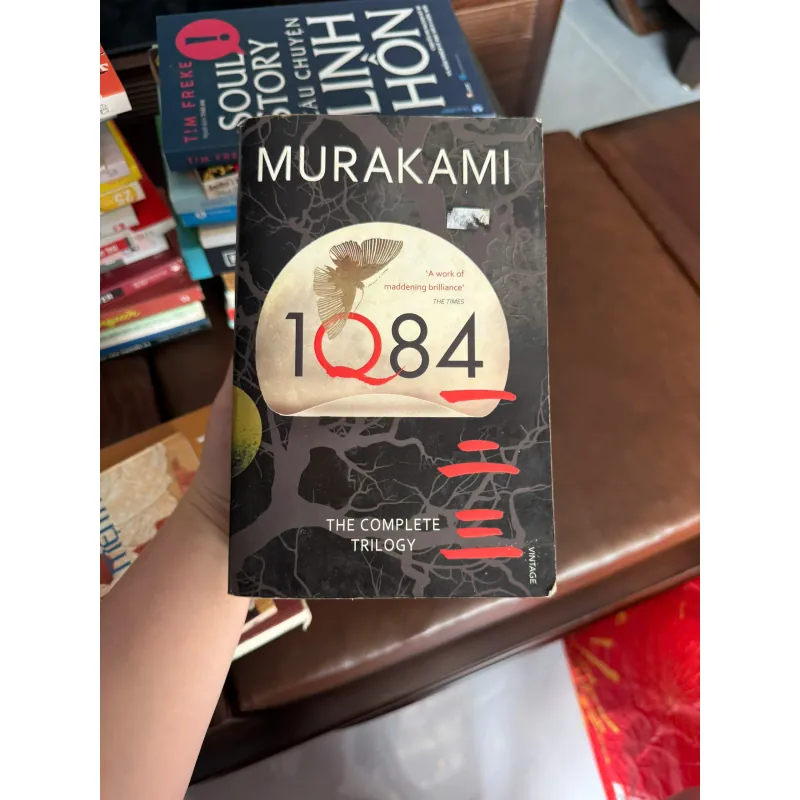 1Q84 (The Complete Trilogy) – Haruki Murakami | Tiểu Thuyết Văn Học Nhật Bản Kinh Điển- K4 1026049