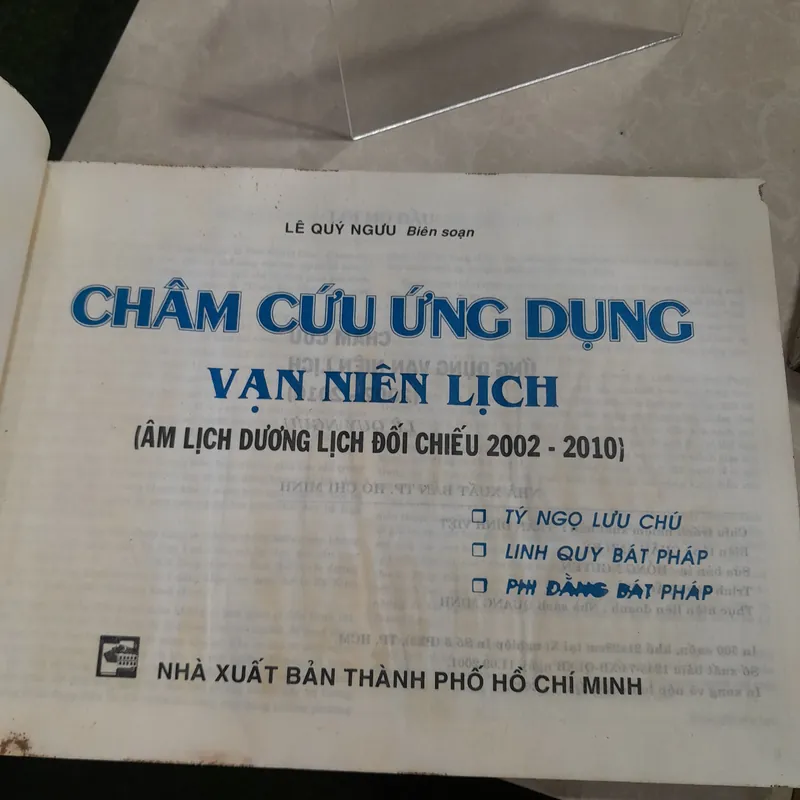 CHÂM CỨU ỨNG DỤNG LỊCH VẠN NIÊN - LÊ QUÝ NGƯU 557080