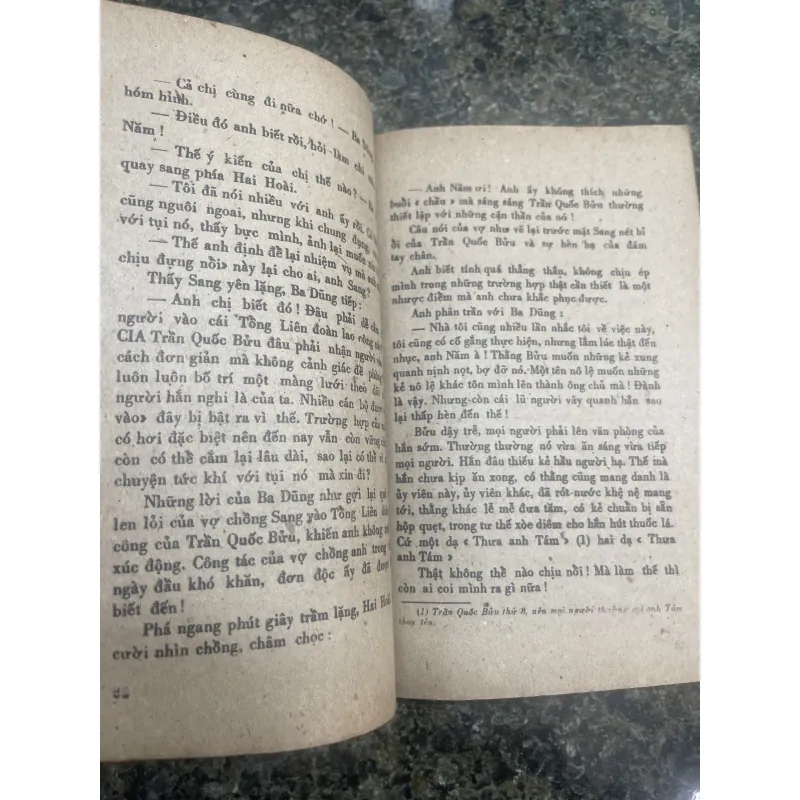 Vợ chồng người điệp báo Tập truyện ký 1985 754652