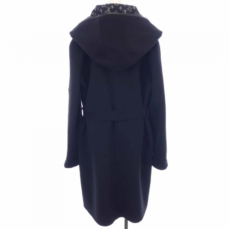 Áo khoác có mũ LOUIS VUITTON FGCO40QWE - Hàng hiệu Authentic 823311