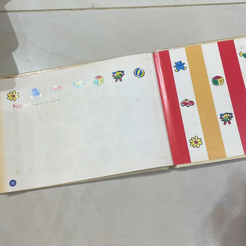 NGOẠI VĂN tiếng anh trẻ em : Baby’s First Year - nhật kí đầu đời của con - sách kinh điển 1027841