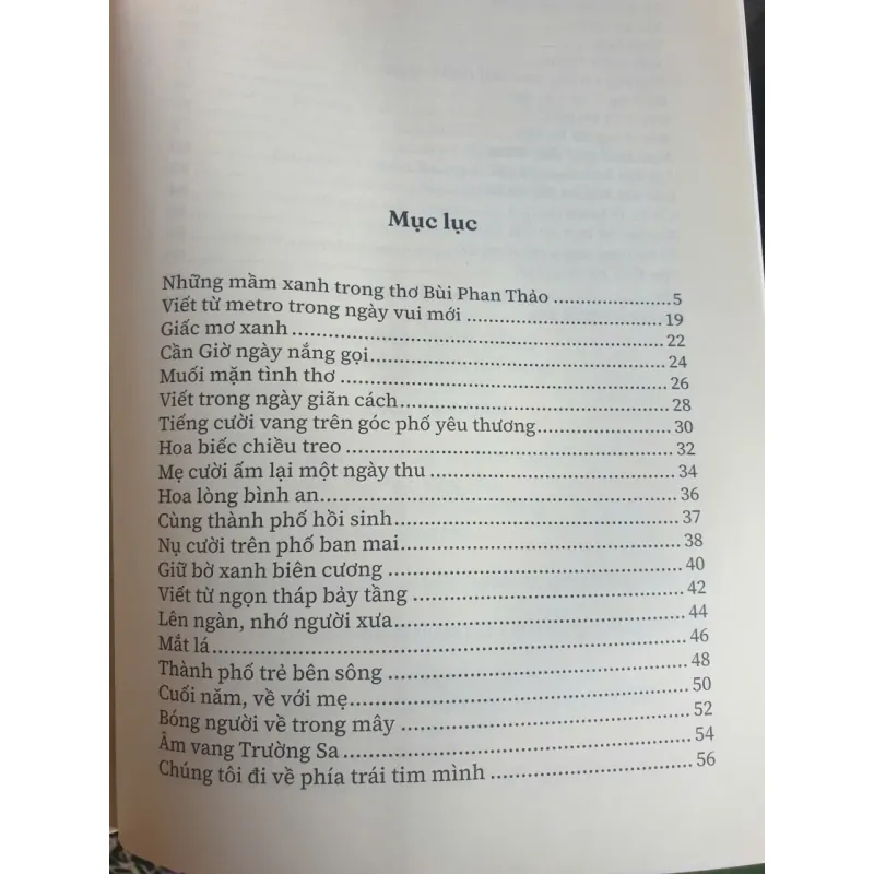 Nụ Cười Trên Phố Ban Mai - Bùi Phan Thảo 758510