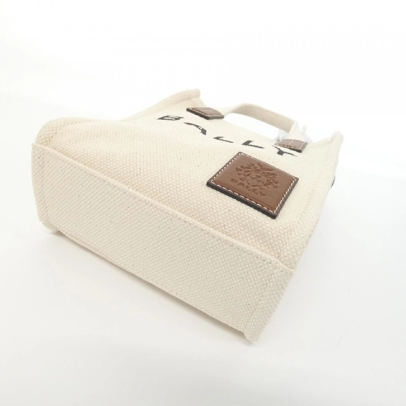 【Sản phẩm mới】Túi AKELEI TOTE XS của Bally 619301