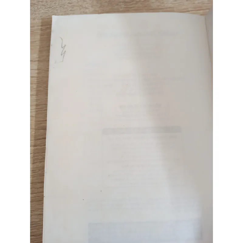 [Phiên Chợ Sách Cũ] Có Một Phố Vừa Đi Qua Phố (2014) - Đinh Vũ Hoàng Nguyên S1507 506277