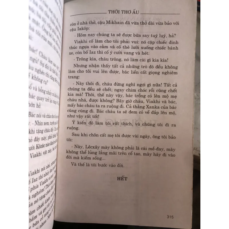 Thời thơ ấu - Macxim Gorki 1031454